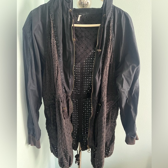 Free People Black Washed Eyelet Cotton Zip Hooded Parka Jacket S Small - Picture 10 of 10